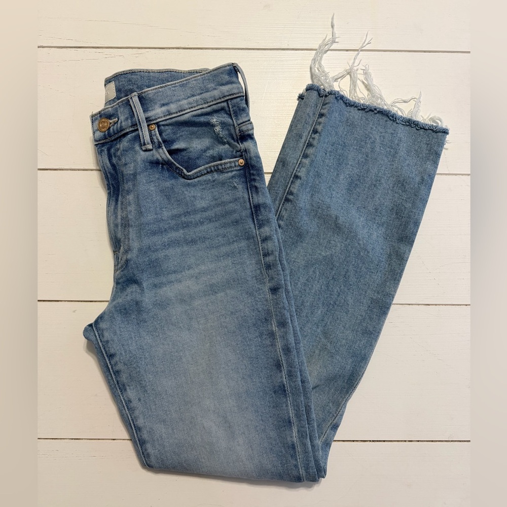 MOTHER The Insider Flood Fray Jeans